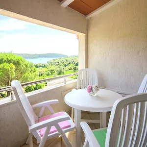 apartment-ivis.pula-hotels.org/